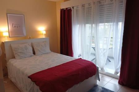 Studio Sur La Plage Des Dagueys 利布尔讷 外观 照片